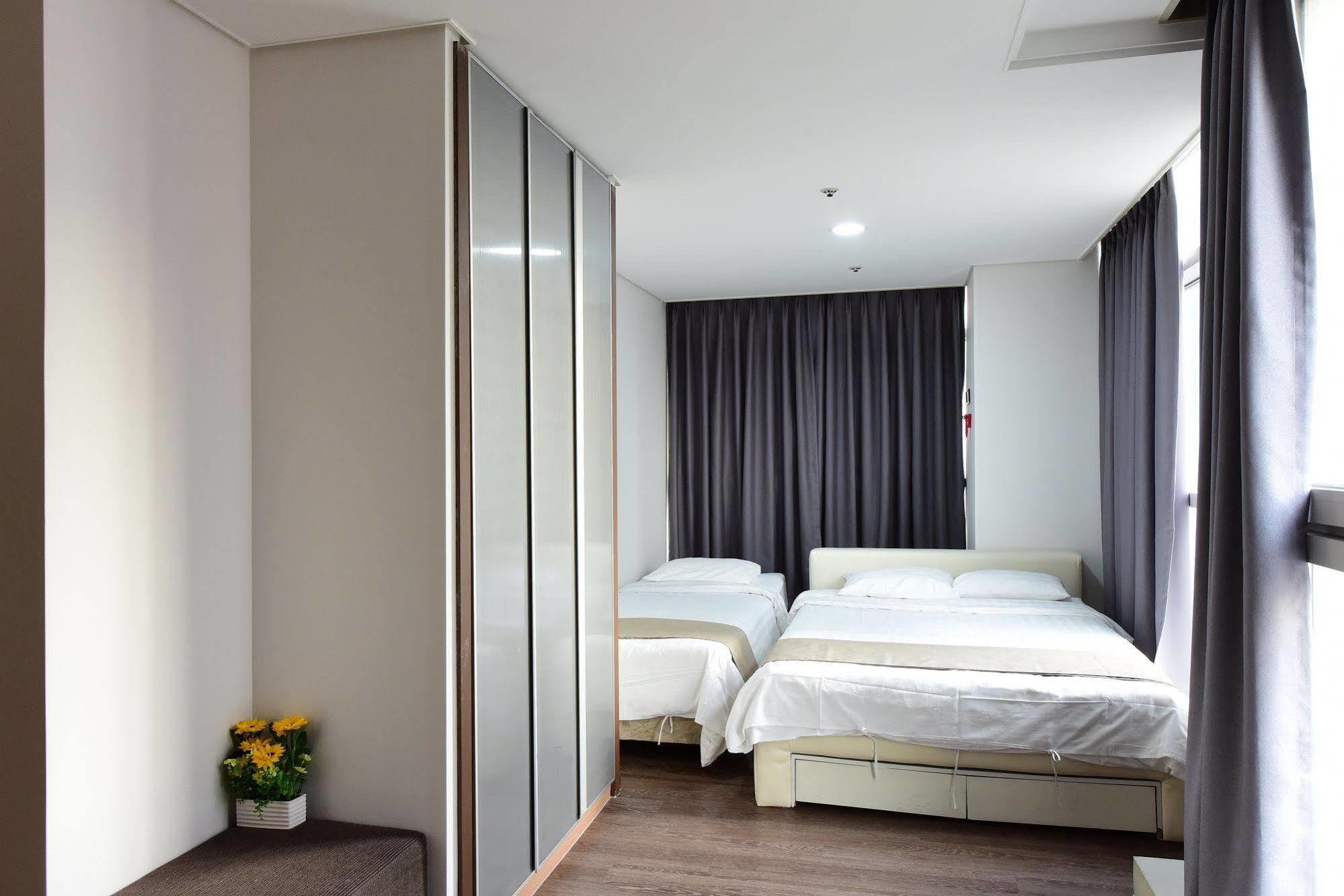 Casaville Residence Shinchon Seoul