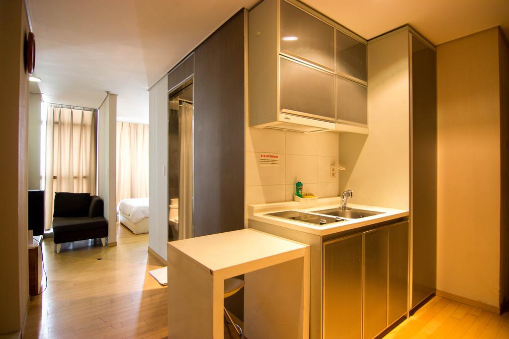 Casaville Residence Shinchon * Seoul