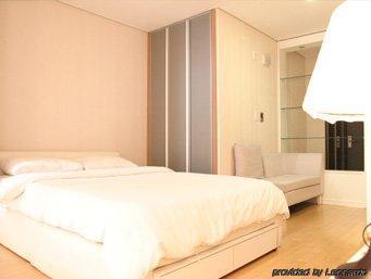 Casaville Residence Shinchon Apartment *
