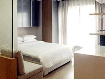 Apartment Casaville Residence Shinchon